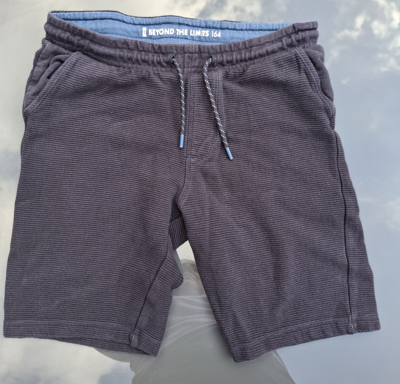 Kinderkleding WE Fashion maat 158-164 €2 per stuk