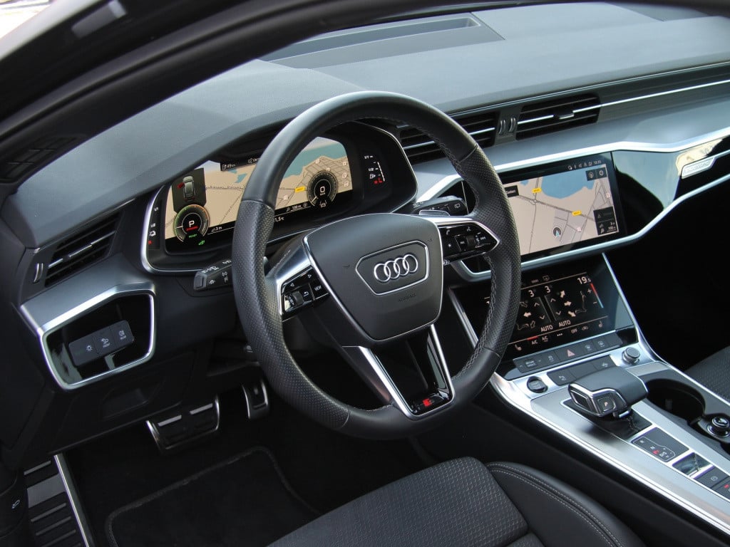 Audi A6 avant 55tfsi e hybrid 367pk quattro competition s-line | pano dak |