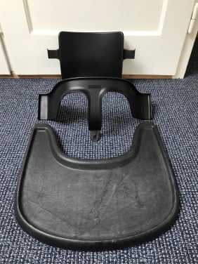 Stokke/ Tripptrapp stoelverkleiner + eet/ speelbaar zwart