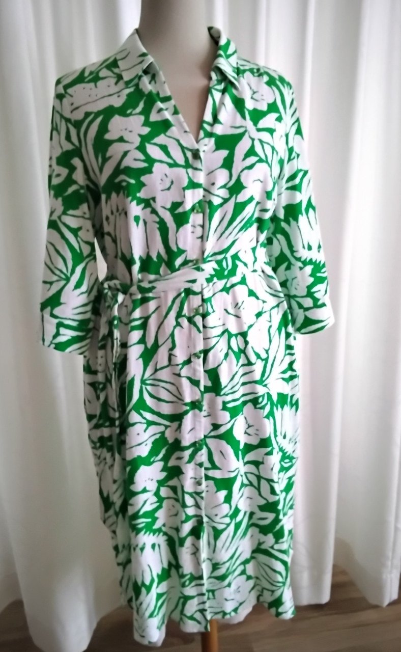 Groen/ witte jurk merk Kyra