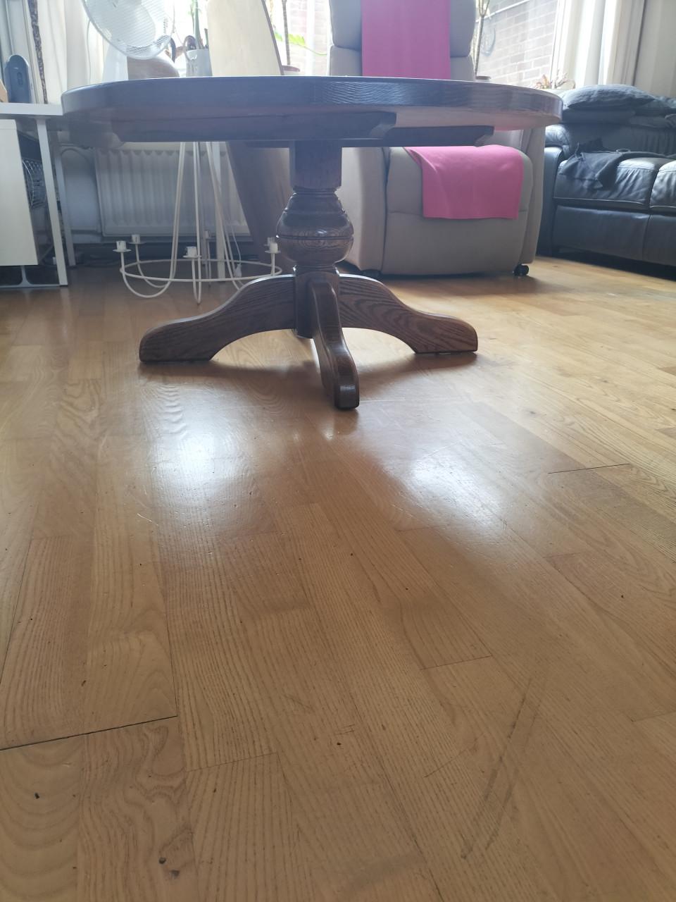 Donker Ronde Eiken Salontafel