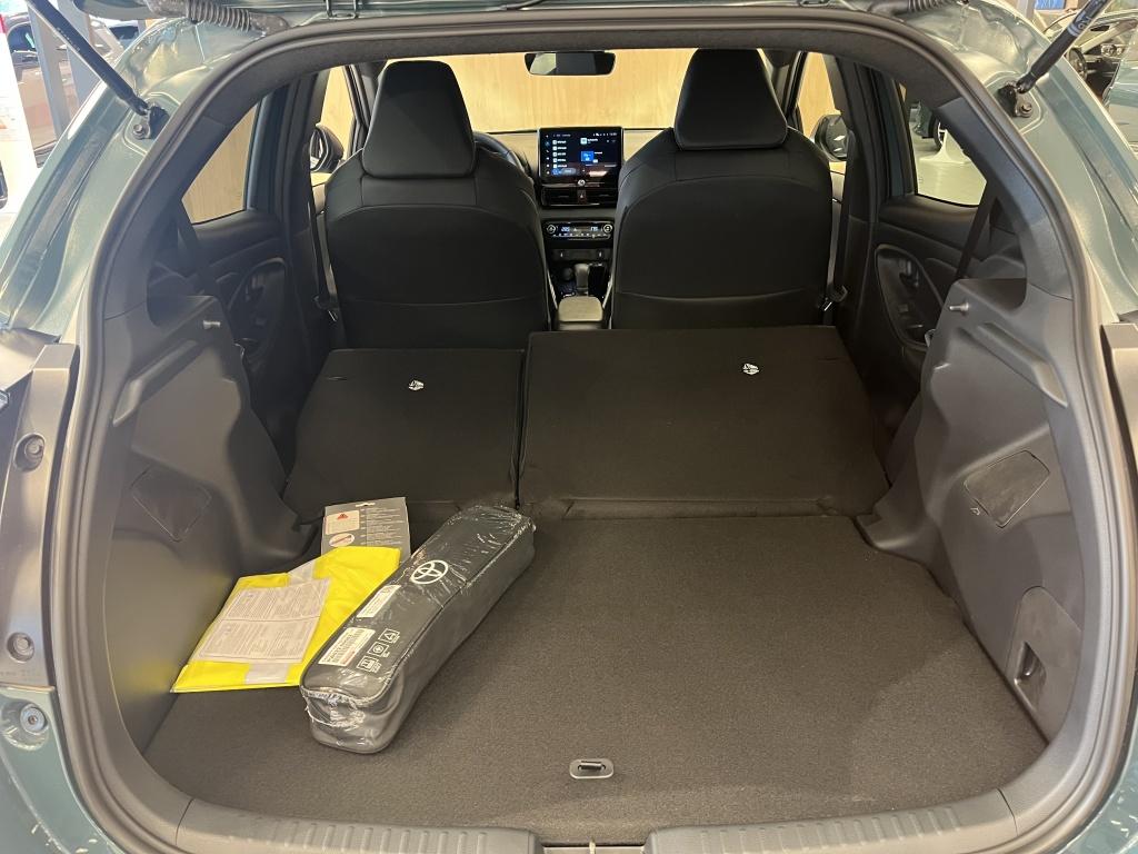 Toyota Yaris 1.5 hybrid 130 executive | incl. € 3.500,-- voorraad voordeel 
