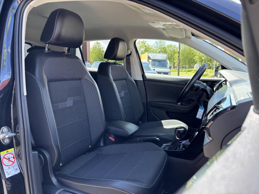 Volkswagen T-cross 1.5 tsi style business r incl. trekhaak!