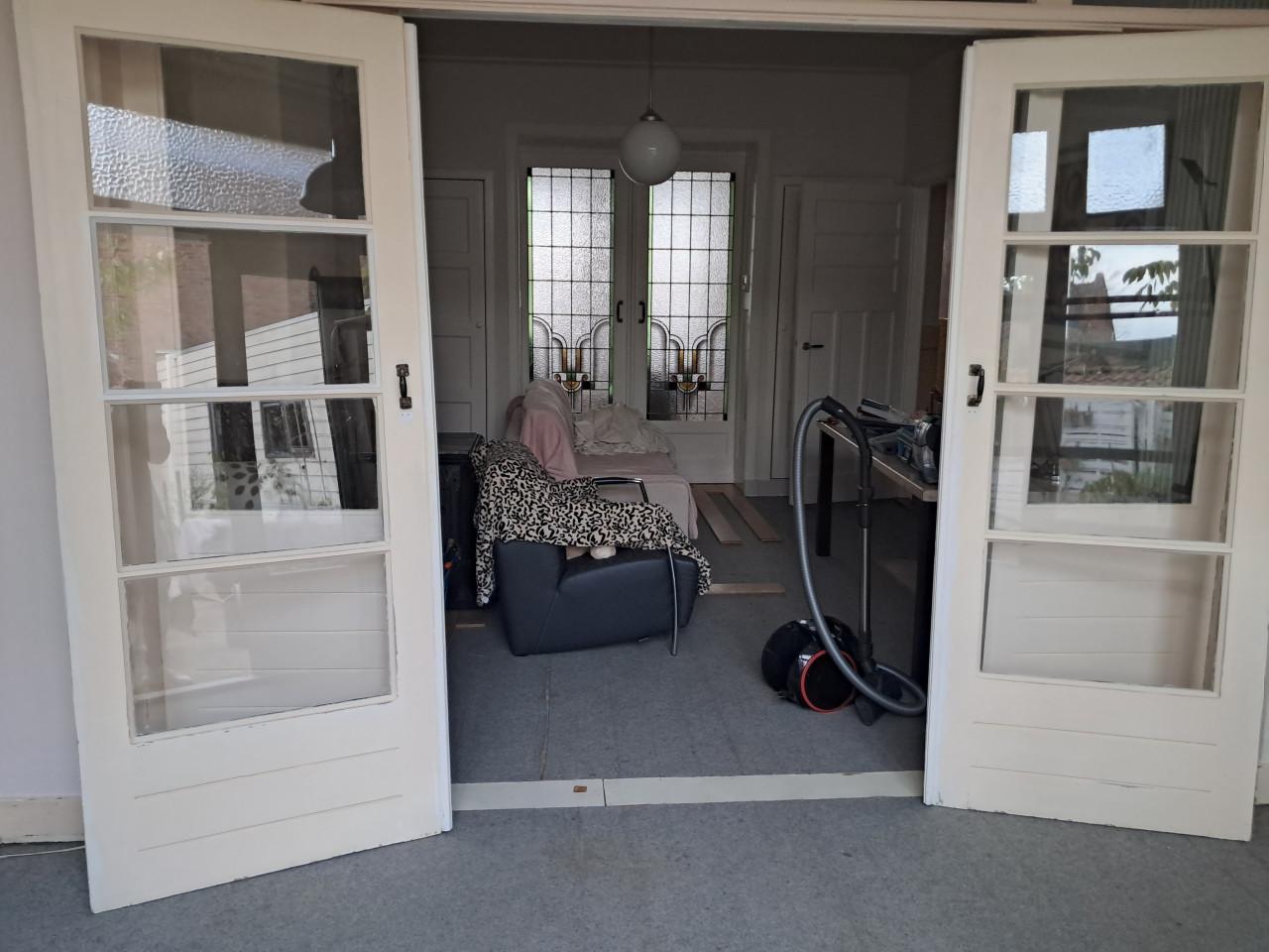 2 schuifdeuren wit  211 x 85 cm