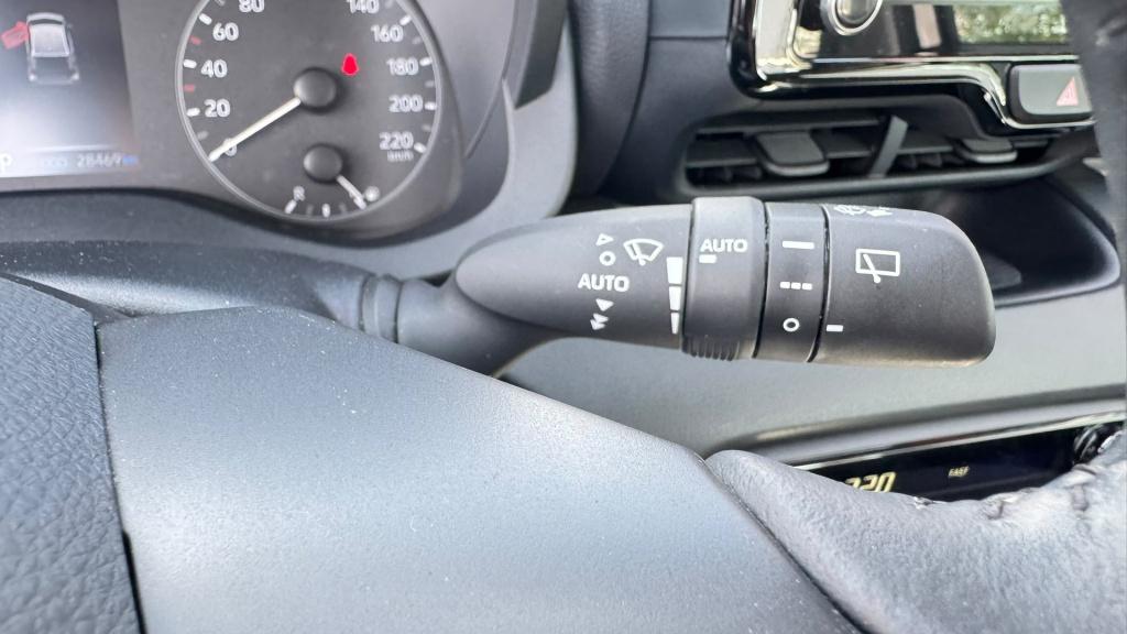 Toyota Yaris 1.5 hybrid 115 active