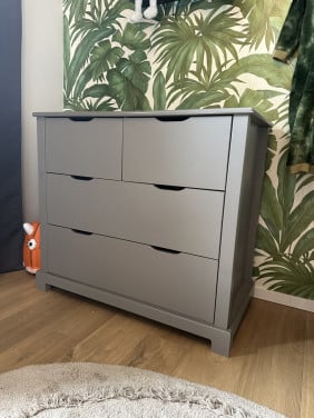 Commode en kinderkamer kast Petite Amélie zacht grijs
