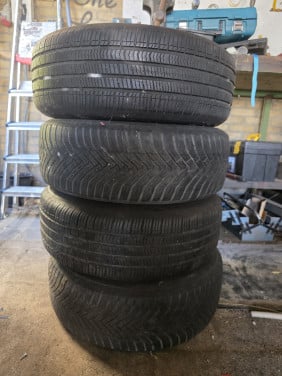 Continental Winterbanden 2x & Dunlop Zomerbanden 2x