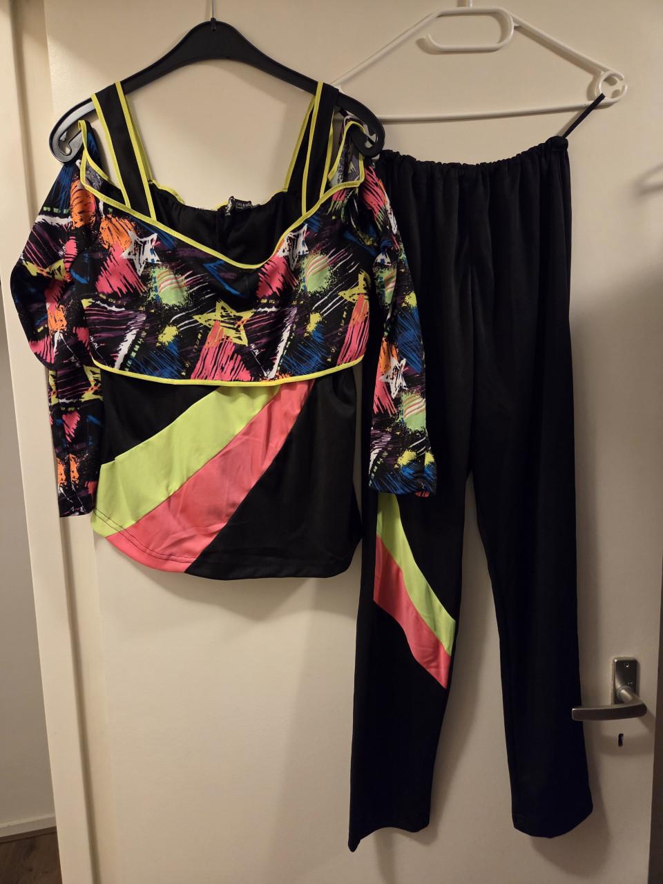 Carnval- Retro Aerobic Outfit