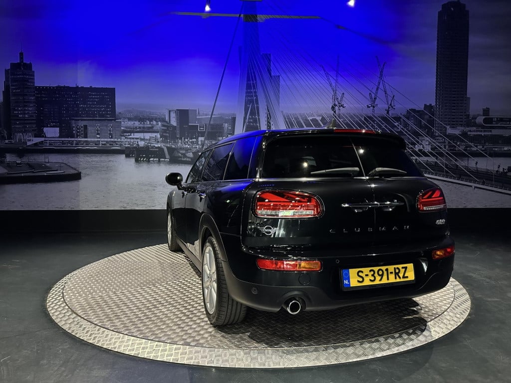 Mini Clubman mini 1.5 cooper classic *origineel nl*camera*carplay*