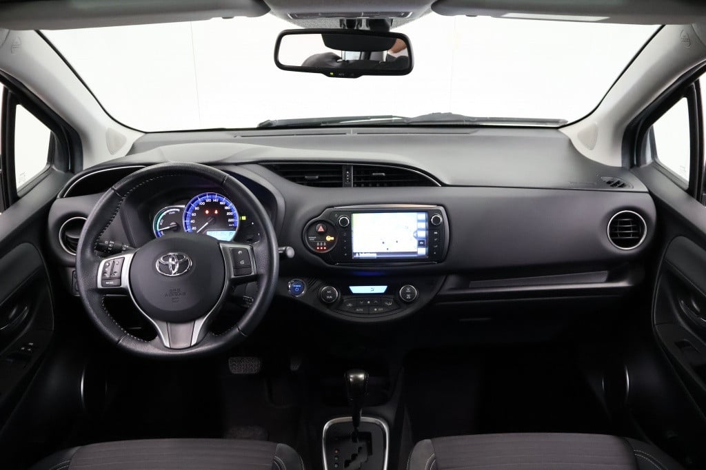 Toyota Yaris 1.5 hybrid aqua edition