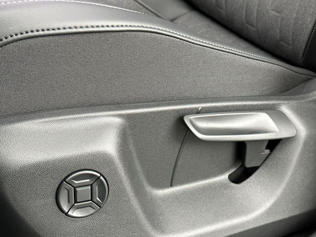 Volkswagen Tiguan limited edition 204 pk plug in hybride voordeel van € 3.5