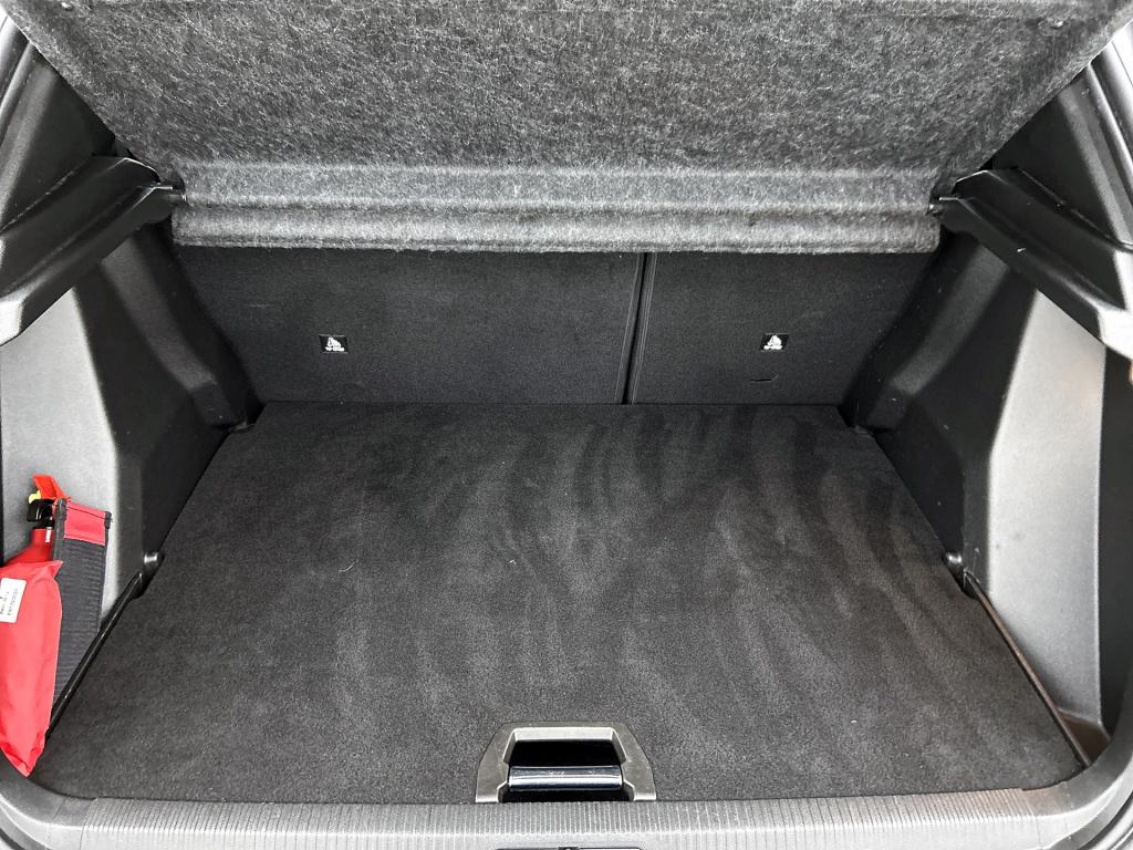 Peugeot 2008 130pk allure automaat | rijklaar | navigatie | camera |