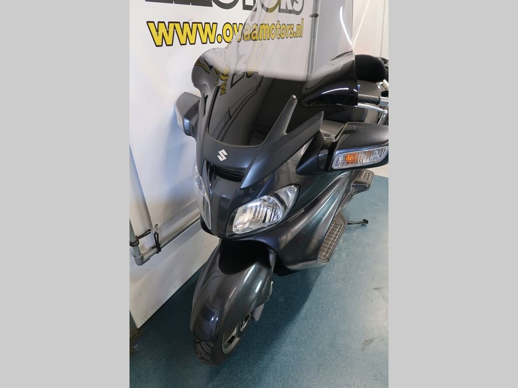 Suzuki AN650 Burgman Excecutive uitvoering 2006