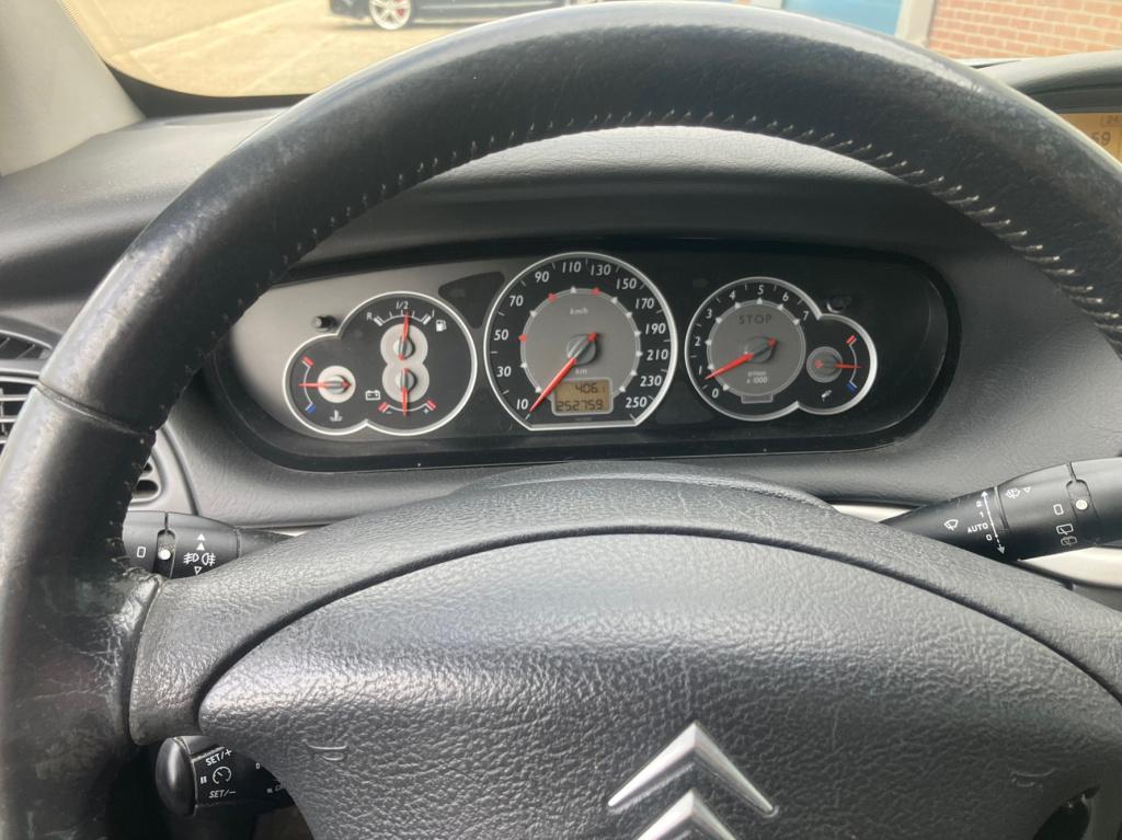 Citroen C5 2.0-16v ligne prestige