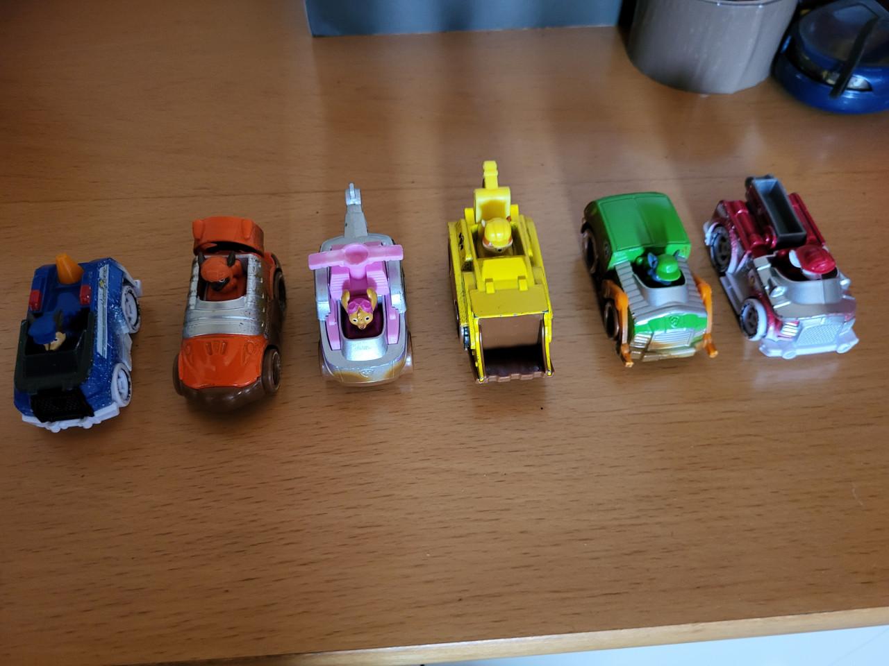 6x auto,s paw patrol