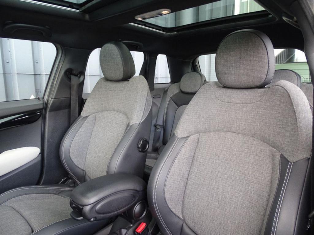 Mini Cooper mini 2.0 chili pano | led | navi | bluetooth