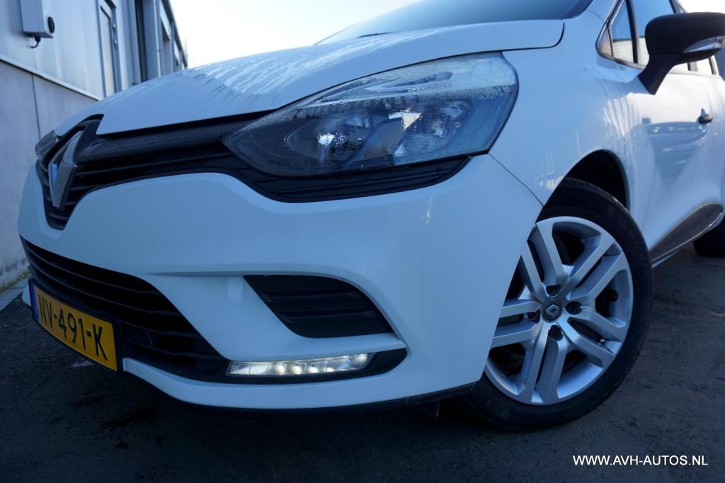 Renault Clio estate 0.9 tce life
