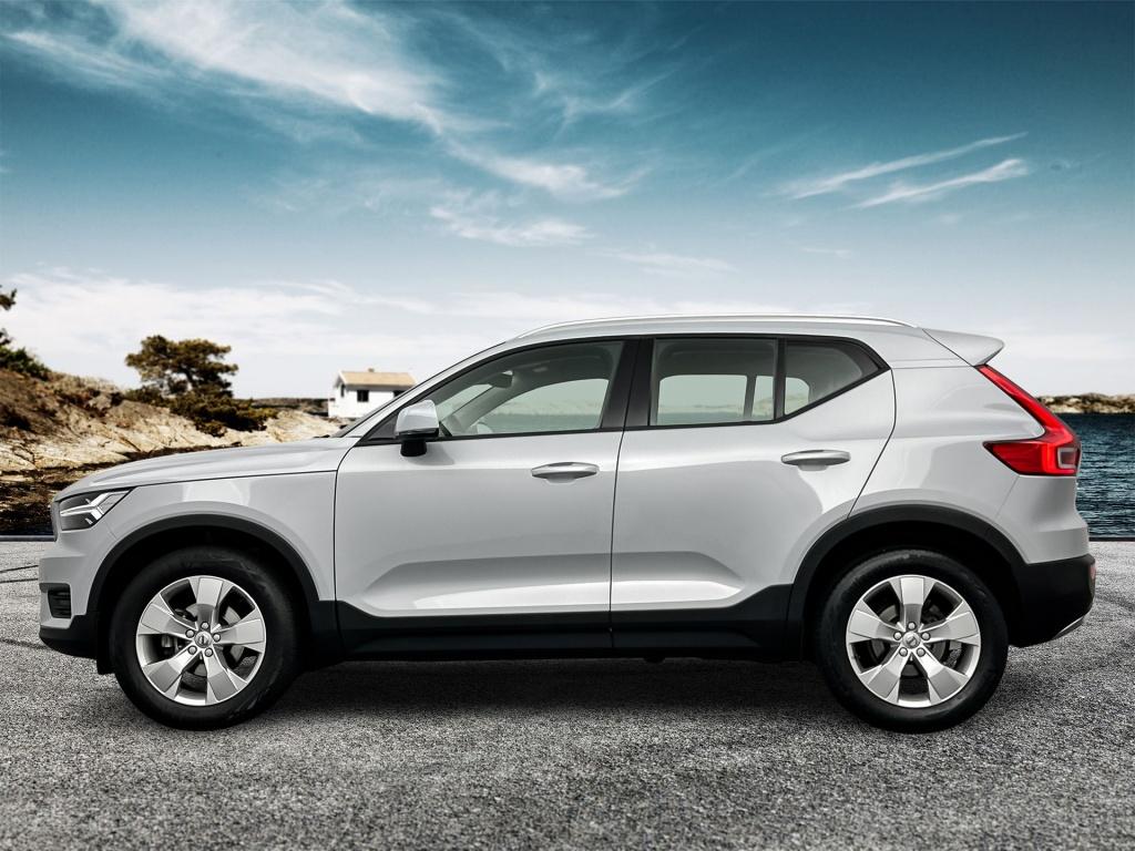 Volvo XC40 t3 163pk aut8 momentum pro| trekhaak| camera| climate| cruise co
