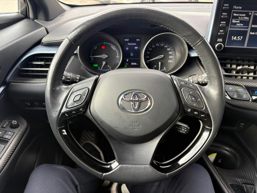 Toyota C-hr 1.8 hybrid business plus