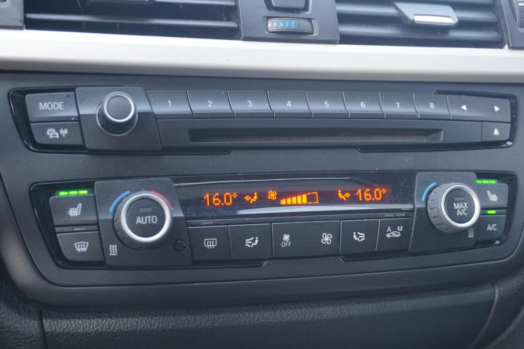 BMW 3-serie 320i efficientdynamics edition executive climate / navi / cruis
