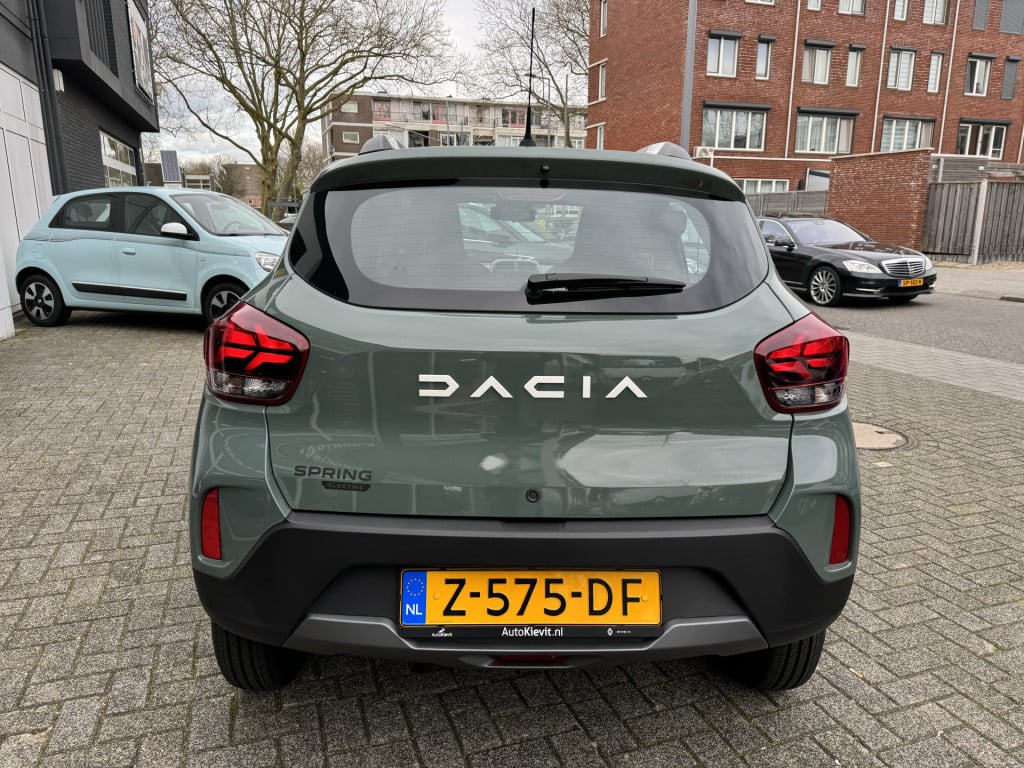 Dacia Spring essential 27 kwh - demo / reservewiel
