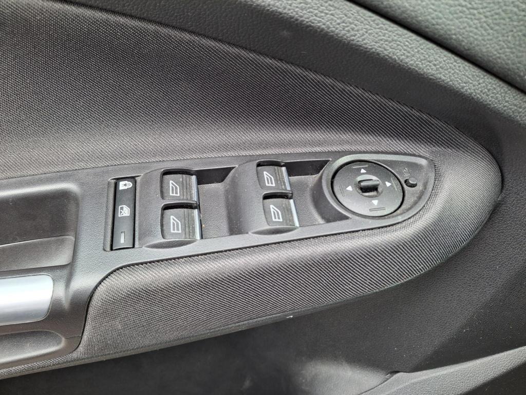 Ford C-max 1.0 titanium | trekhaak | parkeersensoren v+a | keyless entry+go