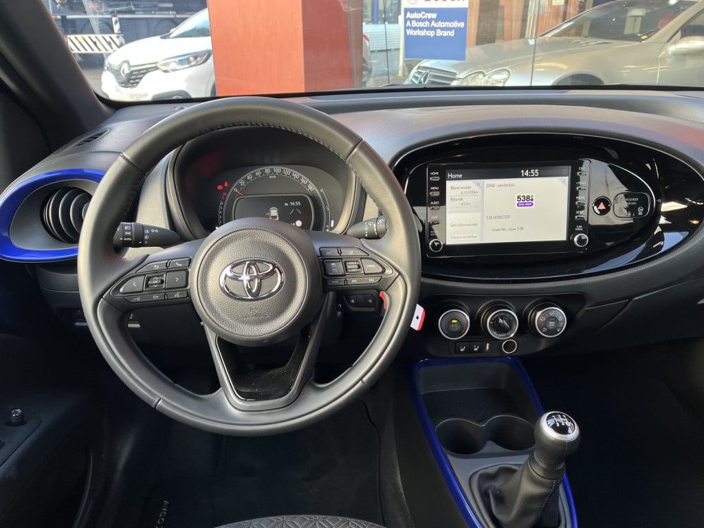 Toyota Aygo x 1.0 vvt-i mt pulse | camera | stoelverw. | carplay
