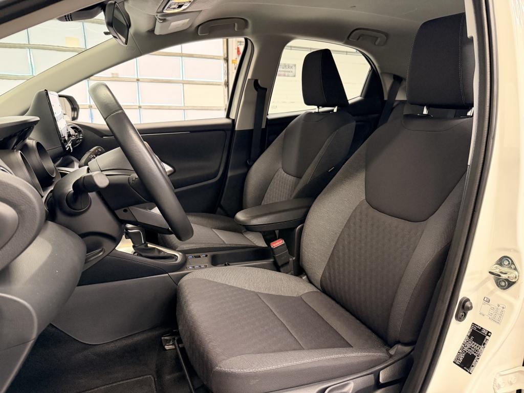 Toyota Yaris 1.5 hyb. dynamic| camera| adapt. cruise| keyless.