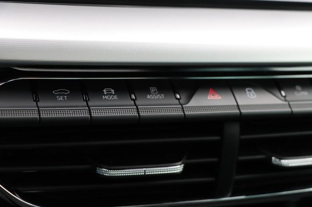 Skoda Octavia combi 1.4 tsi iv style 204pk dsg6