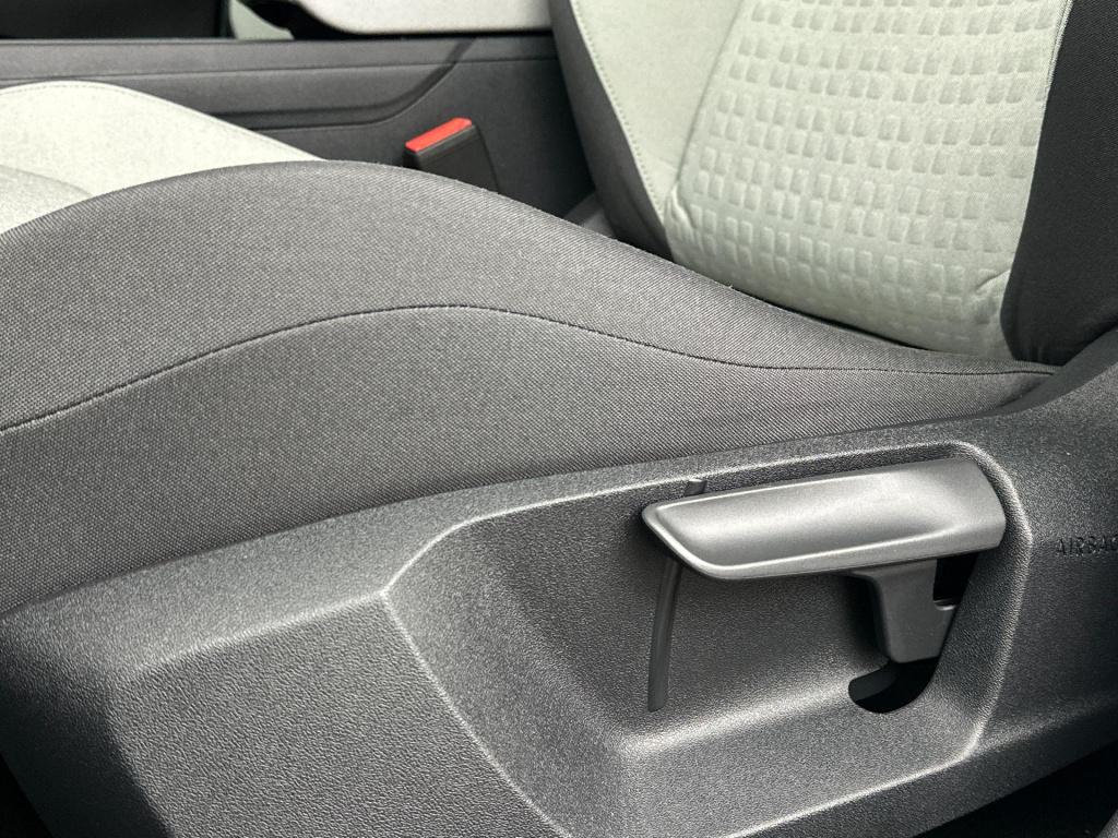 Skoda Epiq hero elektromotor 155 kw / 211 pk hatchback elektr
