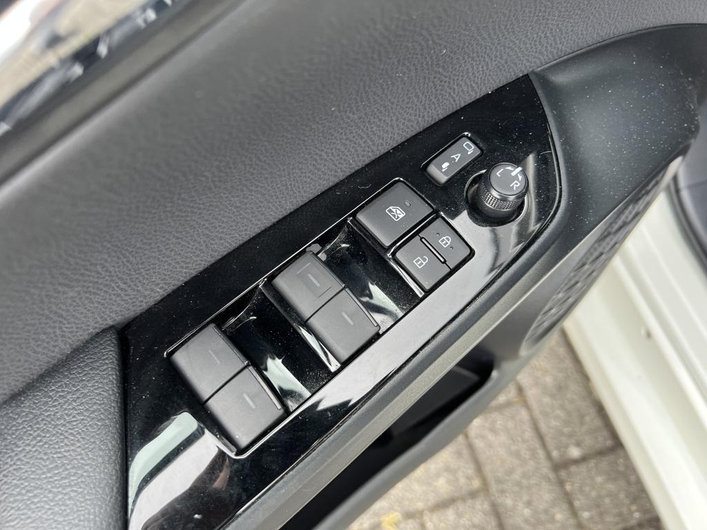Toyota Prius 1.8 plug-in dynamic