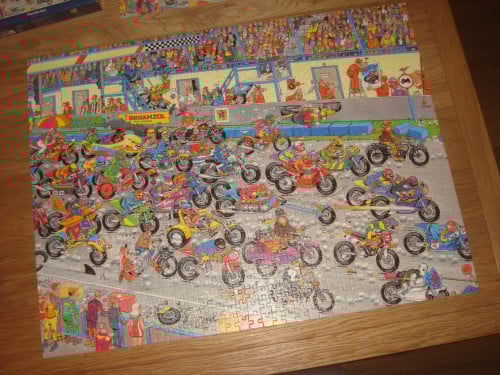 Te koop Complete Jan Van Haasteren puzzel Motorbike race 950 stukjes