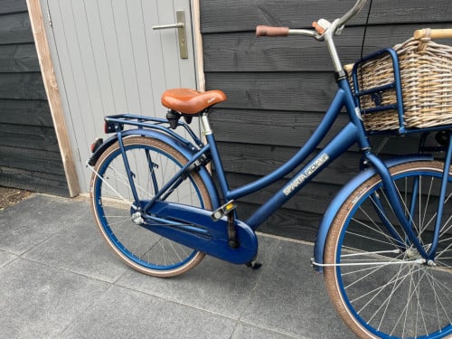 Mooie blauwe Sparta Pick Up 26 inch met mand 3 versn.