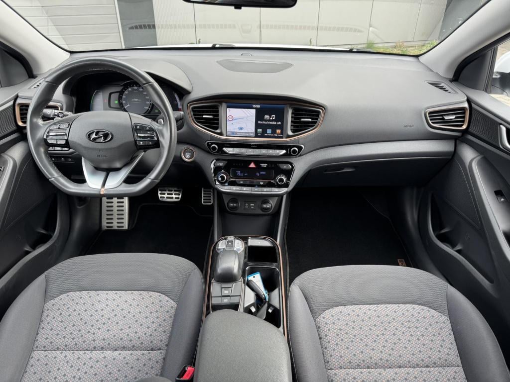 Hyundai Ioniq comfort ev soh 89% nl-auto!