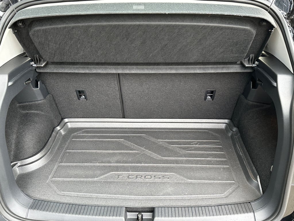 Volkswagen T-cross 1.0 tsi 116pk dsg life | camera | adapt. cruise | carpla