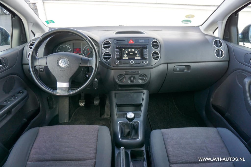 Volkswagen Golf Plus 1.6 fsi optive 3