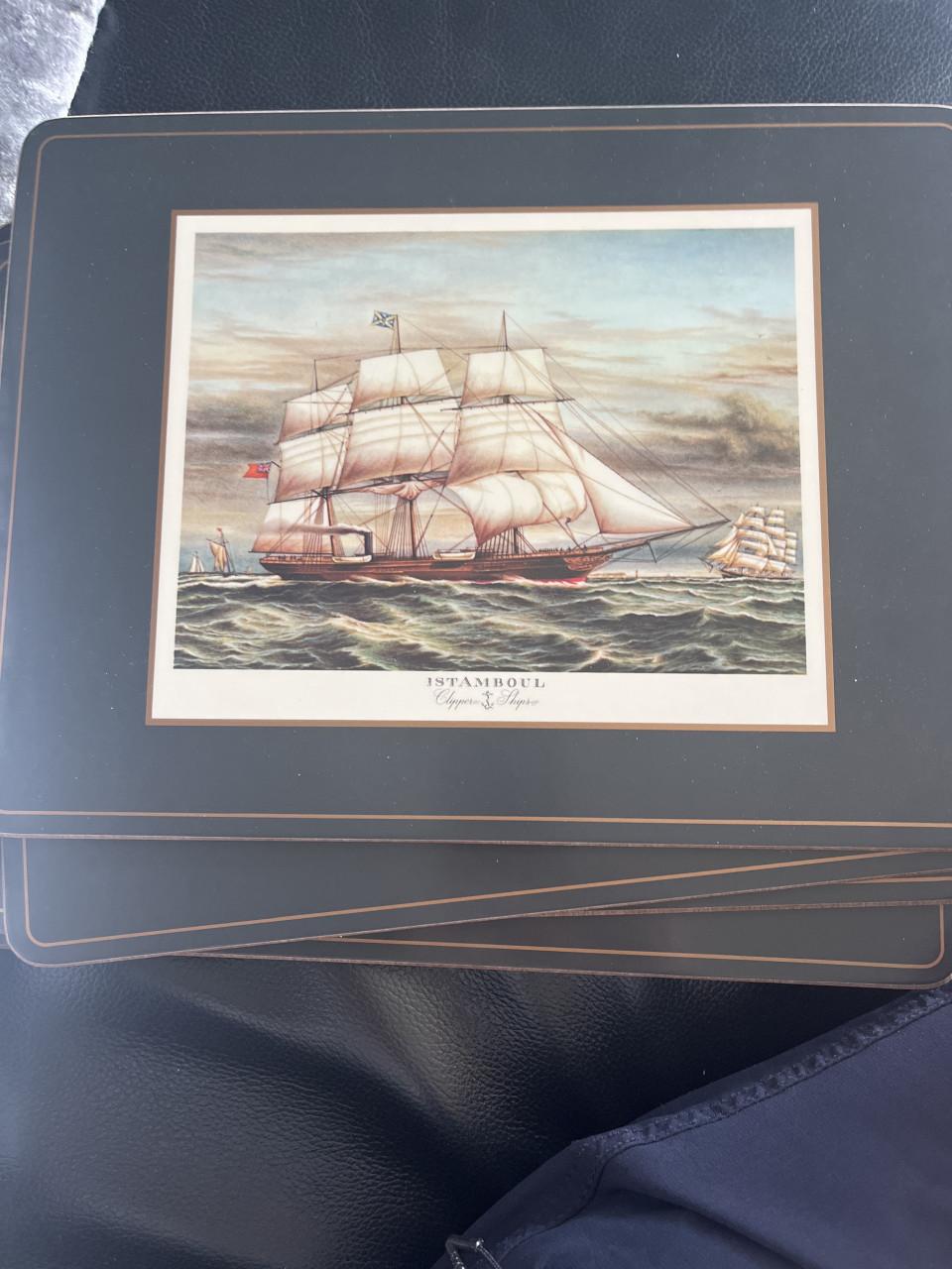 Pimpernel place mats