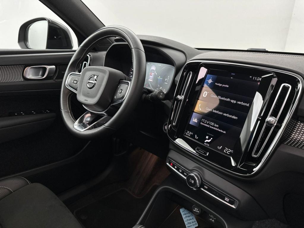 Volvo XC40 t5 262pk recharge r-design| pano| adap.cruise| 360camera
