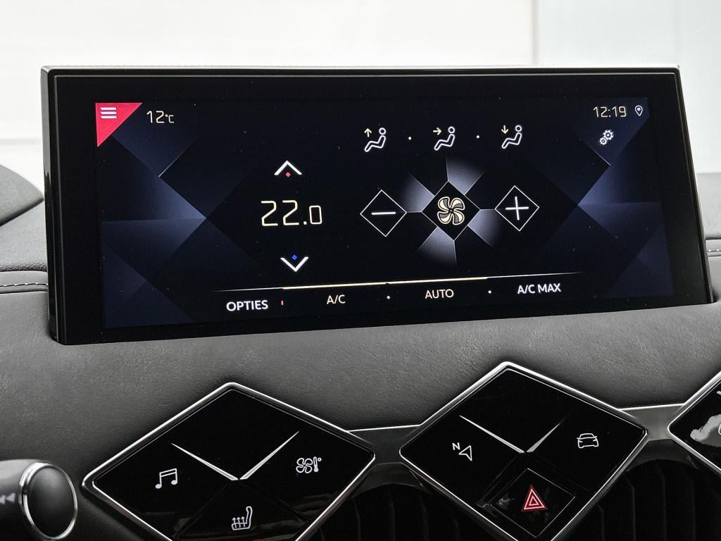 Ds Ds 3 crossback 130 pk automaat grand chic | adaptive cruise | leder | he