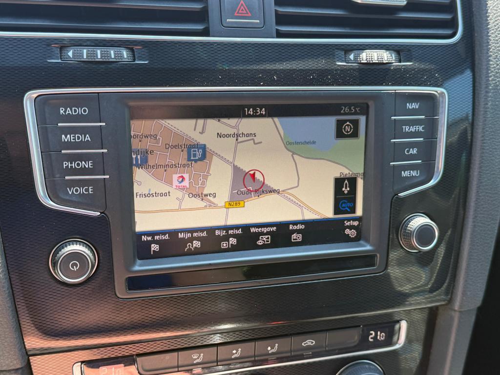 Volkswagen Golf 1.4 tsi gte connected series