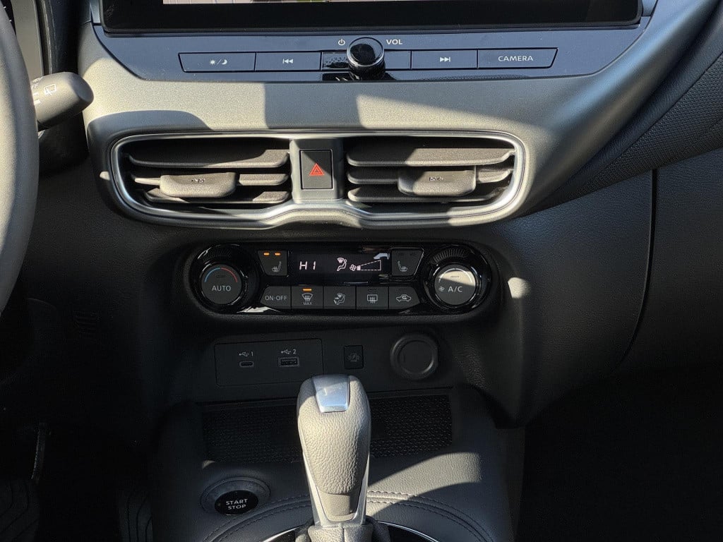 Nissan Juke 1.6 hybrid n-sport cold + tech pack