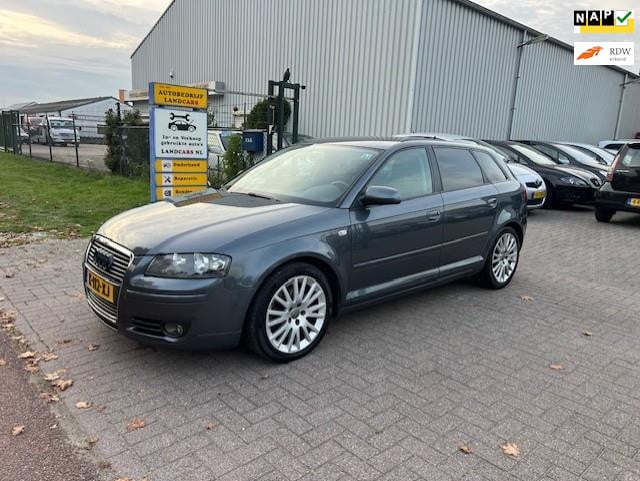 Audi A3 sportback 2.0 tfsi attraction automaat