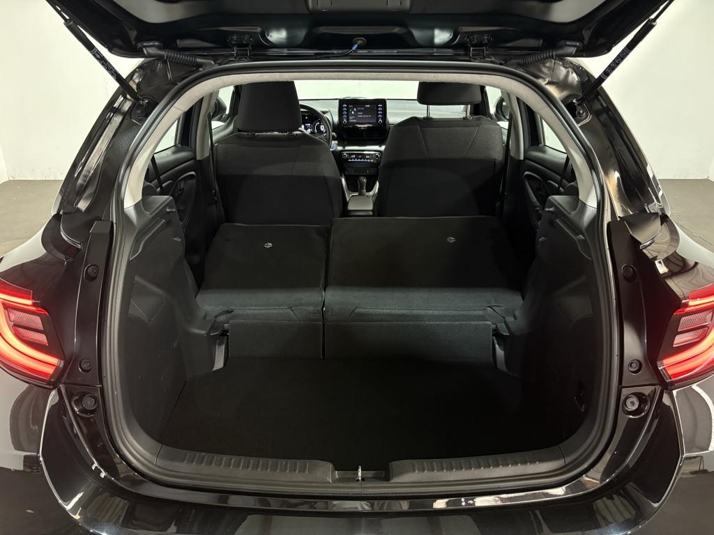 Toyota Yaris 1.5 hybrid dynamic | trekhaak |