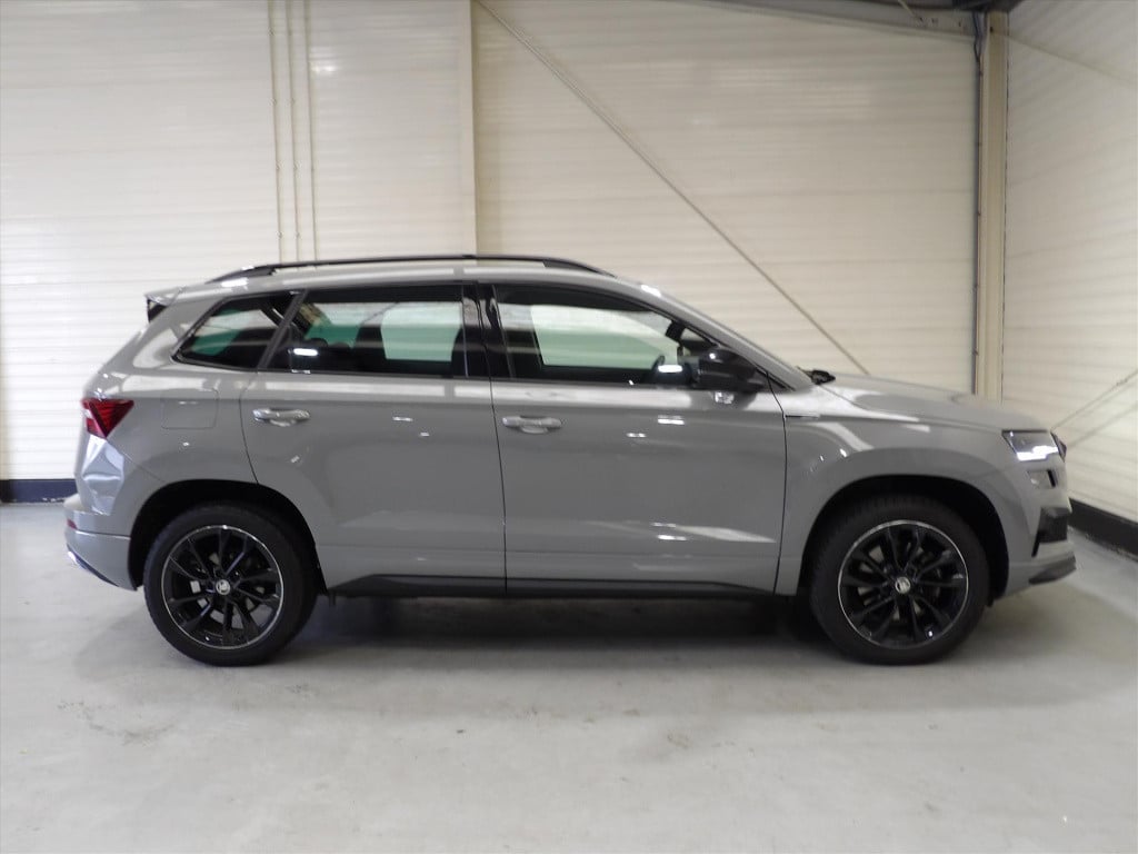 Skoda Karoq 1.5 tsi act greentech 150pk dsg-7 sportline business