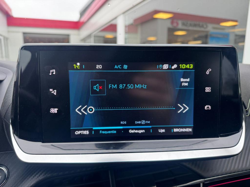 Peugeot 208 ev gt pack 50 kwh