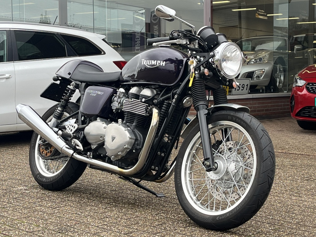 Triumph Thruxton 900 inj