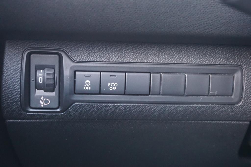 Peugeot 308 sw 1.2 e-thp blue lease executive climate / navi / cruise / pan