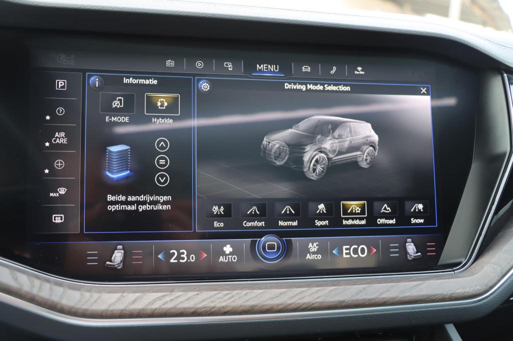 Volkswagen Touareg 3.0 tsi ehybrid 4motion elegance black style 367pk | soh