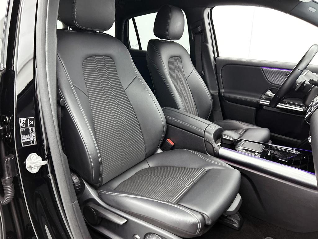 Mercedes-Benz Eqa 250 business solution luxury 67 kwh ledkoplampen | parkee