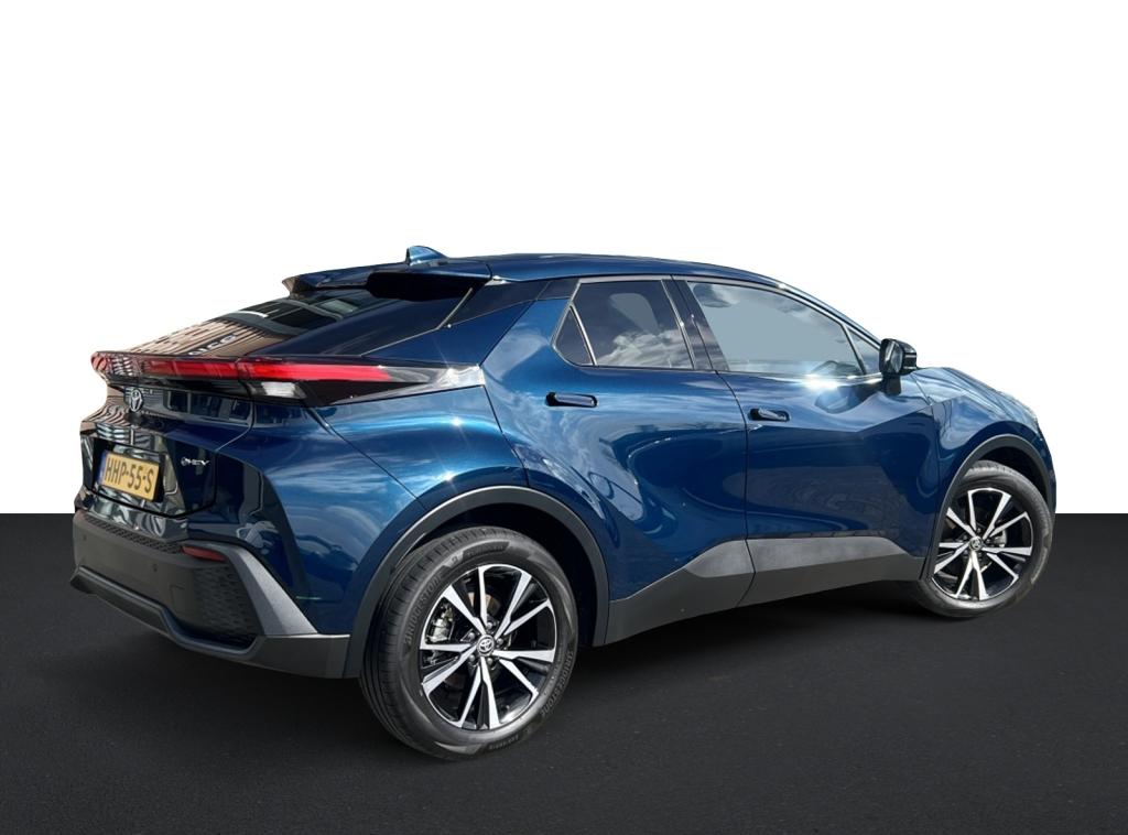 Toyota C-hr 1.8 hybrid 140 dyn